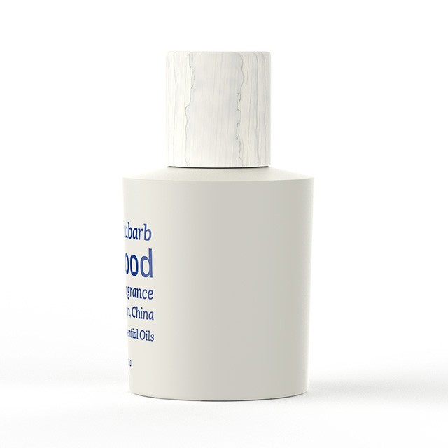 白(bái)色木(mù)蓋玻璃香水(shuǐ)瓶